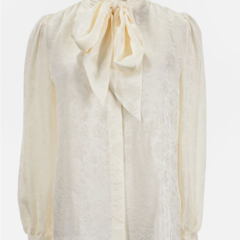 Frame Tie Neck Blouse in cream
